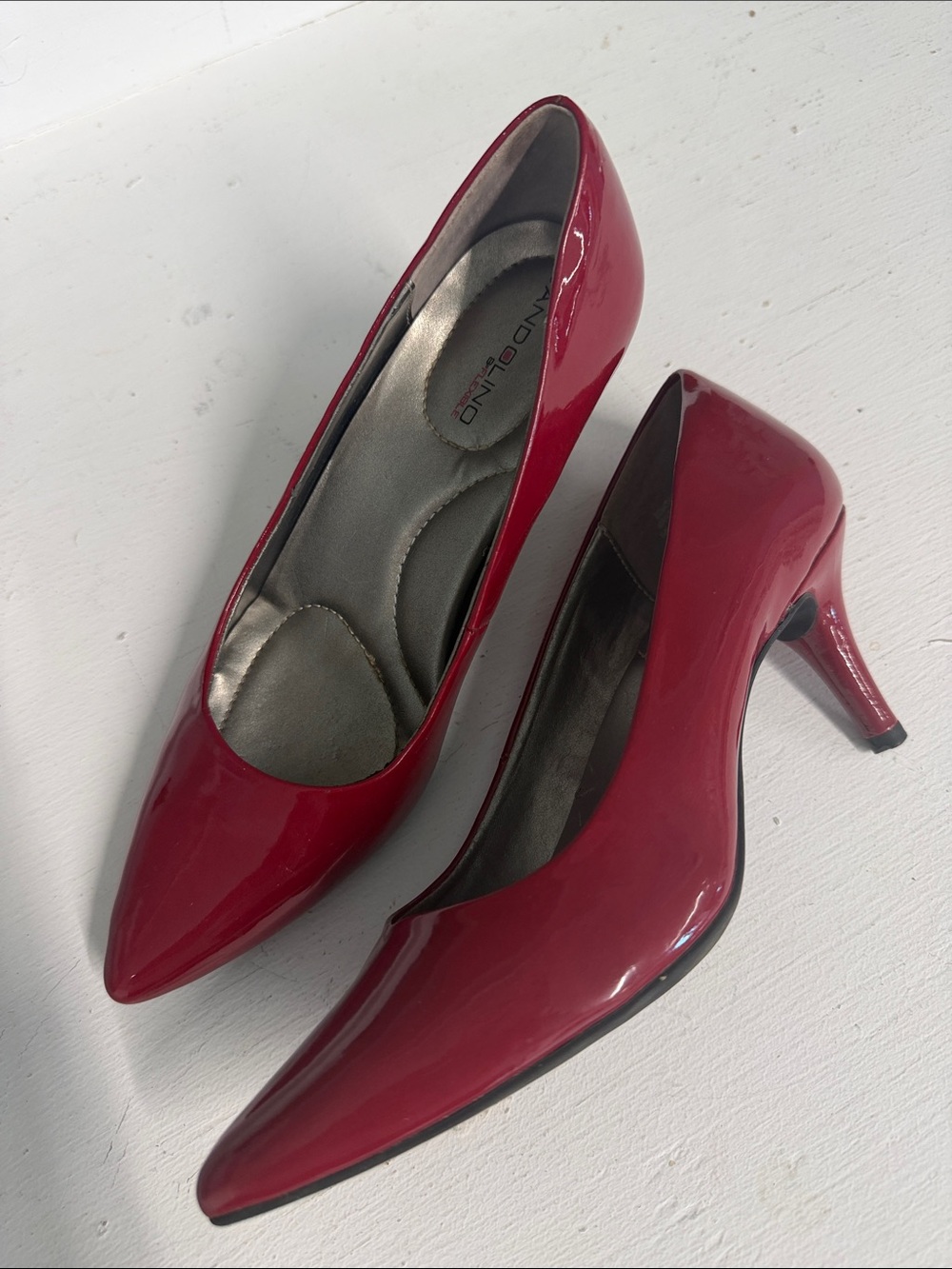 Bandolino Red Pumos Heels Shoes Sz 7
